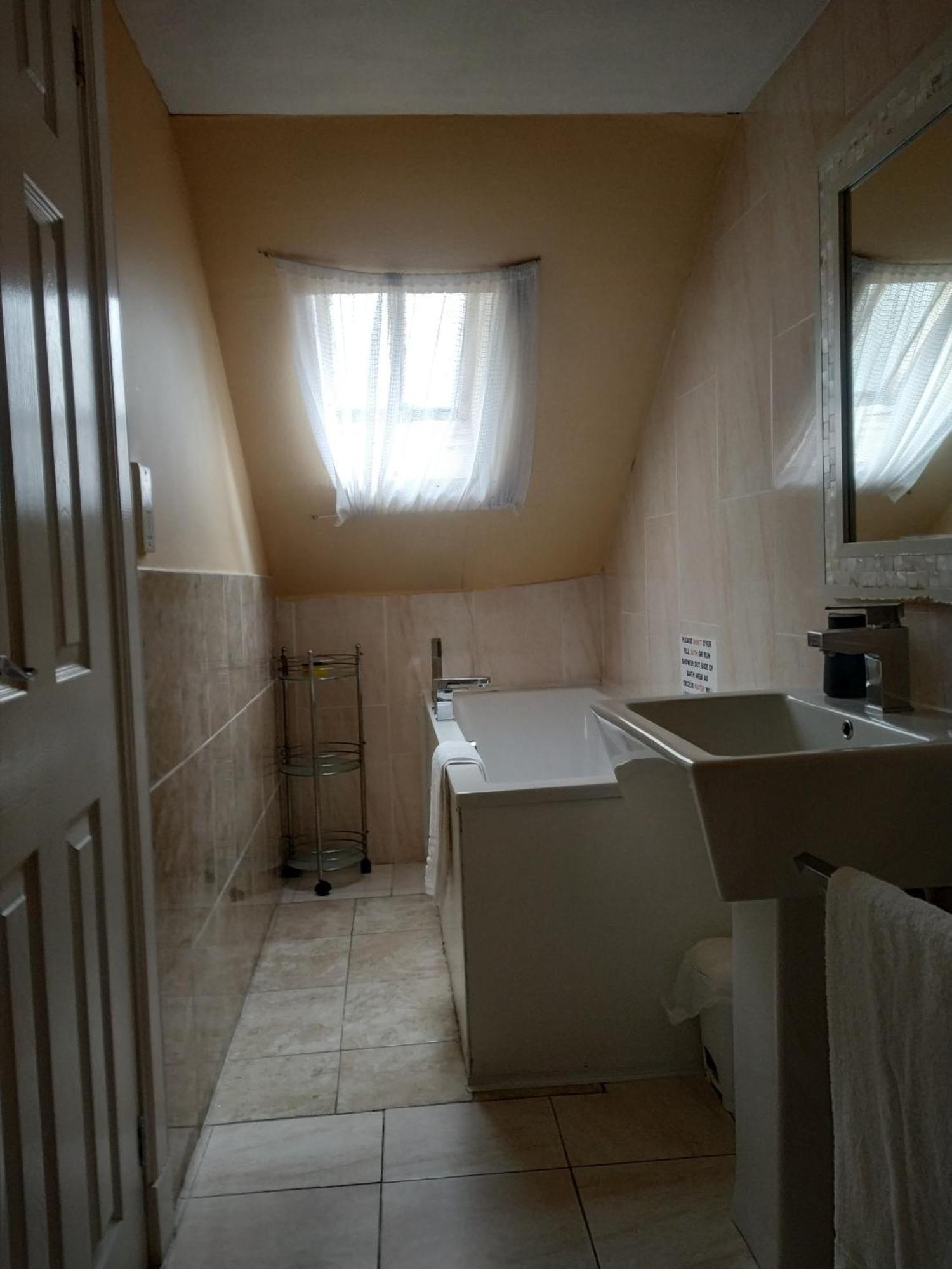 Busby Apartments Glasgow Esterno foto