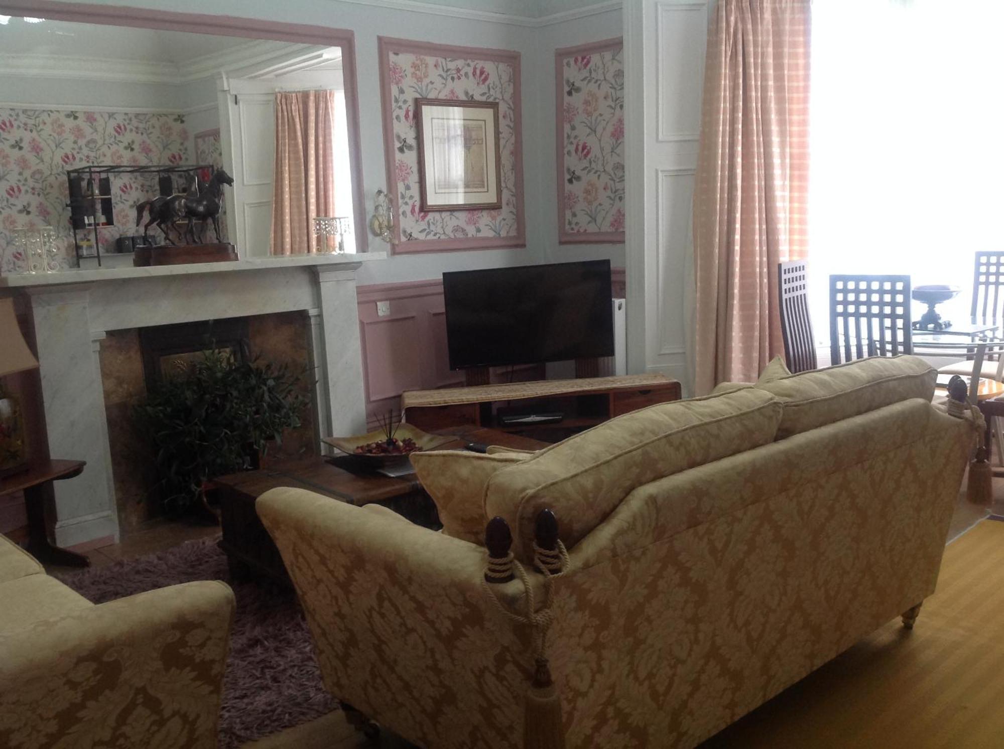 Busby Apartments Glasgow Esterno foto